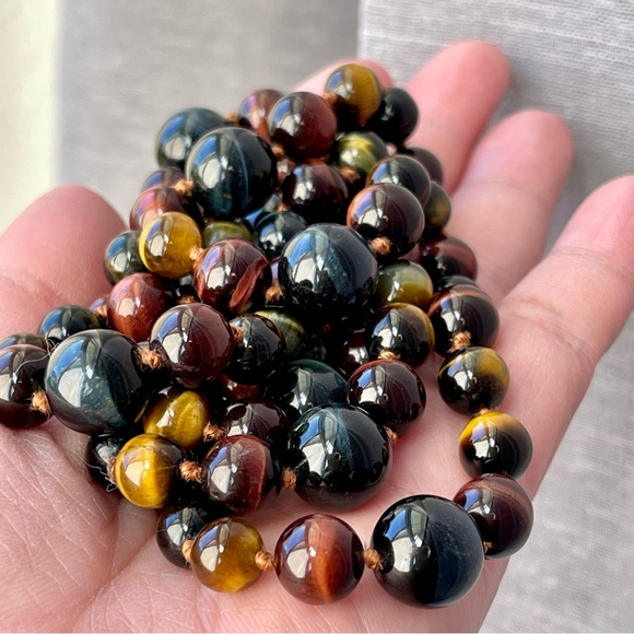 NATURAL TIGERS EYE | Multicolored Gemstones Tigers Eye Round Beaded Necklace 33” - Picture 4 of 15